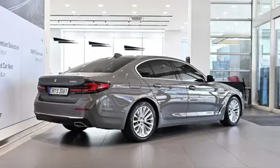 BMW 5-Series 2021, 89903 км, за 18800.43 USD