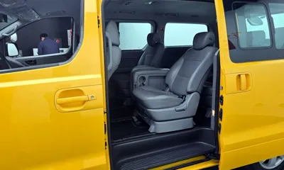 Hyundai Starex 2019, 70072 км, за 10735.79 USD - фото 12
