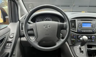 Hyundai Starex 2019, 70072 км, за 10735.79 USD - фото 13