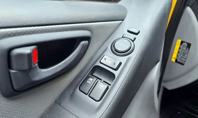 Hyundai Starex 2019, 70072 км, за 10735.79 USD - фото 16