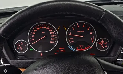 BMW 3-Series 2018, 91888 км, за 11766.27 USD - фото 8