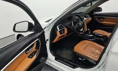 BMW 3-Series 2018, 91888 км, за 11766.27 USD - фото 10