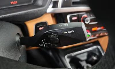BMW 3-Series 2018, 91888 км, за 11766.27 USD - фото 15