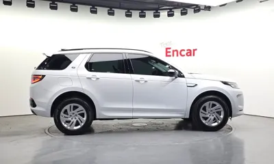 Land Rover Discovery Sport 2025, 5378 км, за 29539.19 USD - фото 6