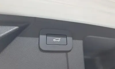 Land Rover Discovery Sport 2025, 5378 км, за 29539.19 USD - фото 20