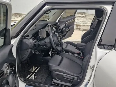 MINI Cooper 2024, 44764 км, за 17509.08 USD - фото 12