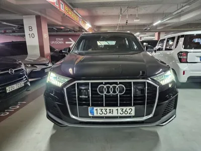 Audi Q7 2021, 60226 км, за 38997.58 USD