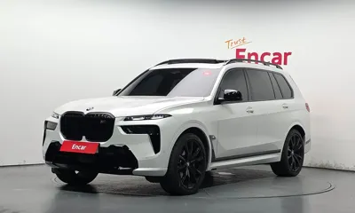 BMW X7 · 2025 год