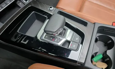 Audi Q5 2023, 21874 км, за 30872.29 USD - фото 9