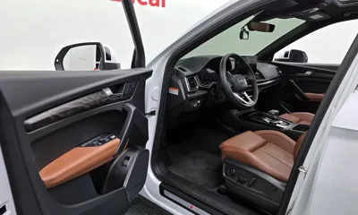 Audi Q5 2023, 21874 км, за 30872.29 USD - фото 11