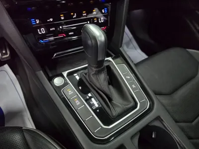 Volkswagen Arteon 2023, 58423 км, за 19469.94 USD - фото 9