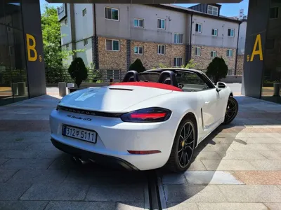 Porsche 718 2017, 123167 км, за 27569.91 USD