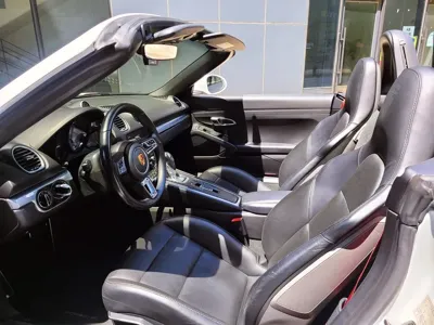 Porsche 718 2017, 123167 км, за 27569.91 USD