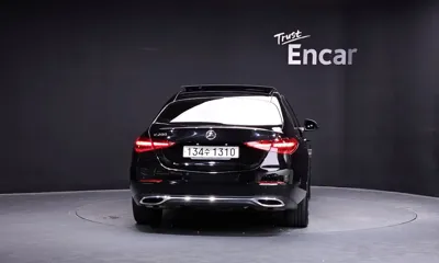 Mercedes-Benz C-Class 2023, 68906 км, за 21142.36 USD