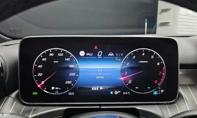 Mercedes-Benz C-Class 2023, 68906 км, за 21142.36 USD - фото 8