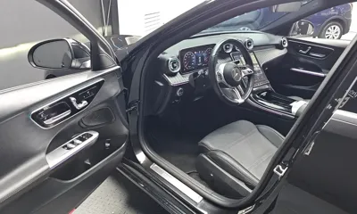 Mercedes-Benz C-Class 2023, 68906 км, за 21142.36 USD - фото 10