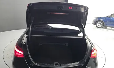 Mercedes-Benz C-Class 2023, 68906 км, за 21142.36 USD - фото 20