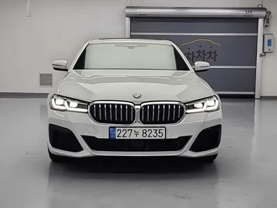 BMW 5-Series 2021, 73673 км, за 25305.77 USD