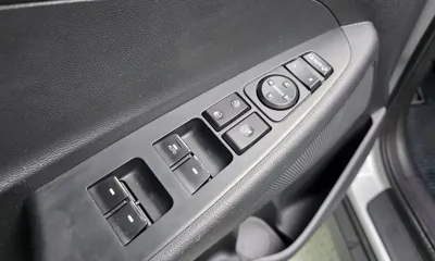 Hyundai Tucson 2017, 111458 км, за 7826.89 USD - фото 12