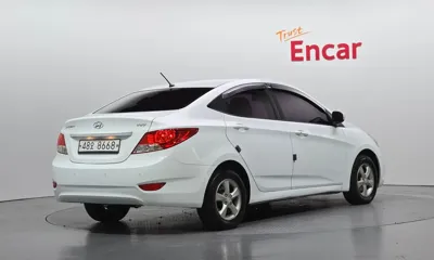 Hyundai Accent 2014, 136322 км, за 3479.06 USD