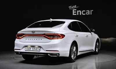 Hyundai Grandeur 2019, 51502 км, за 11384.35 USD