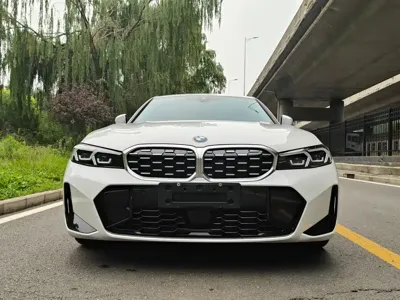 BMW 3 Series 2025, 6000 км, за 28957.65 USD