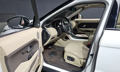 Land Rover Range Rover Evoque 2015, 144762 км, за 6440.29 USD - фото 10