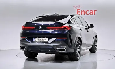 BMW X6 2022, 69673 км, за 43080.78 USD