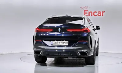 BMW X6 2022, 69673 км, за 43080.78 USD