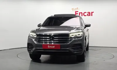 Volkswagen Touareg 2023, 23934 км, за 36464.49 USD