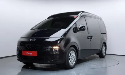Hyundai Staria · 2023 год
