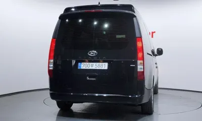 Hyundai Staria 2023, 32407 км, за 26302.3 USD