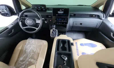 Hyundai Staria 2023, 32407 км, за 26302.3 USD - фото 7