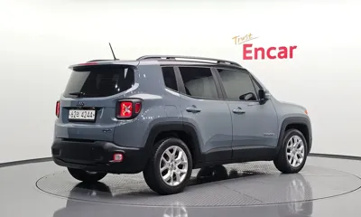 Jeep Renegade 2017, 97315 км, за 5281.6 USD
