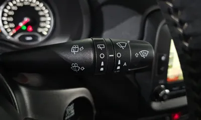 Jeep Renegade 2017, 97315 км, за 5281.6 USD - фото 19