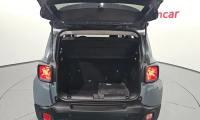 Jeep Renegade 2017, 97315 км, за 5281.6 USD - фото 20