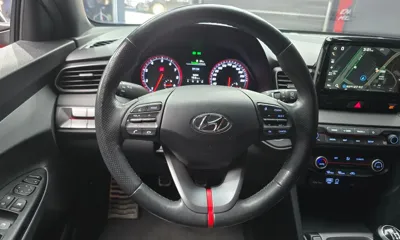 Hyundai Veloster 2018, 124559 км, за 5894.03 USD - фото 14