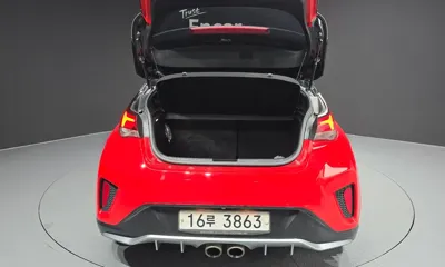 Hyundai Veloster 2018, 124559 км, за 5894.03 USD - фото 20