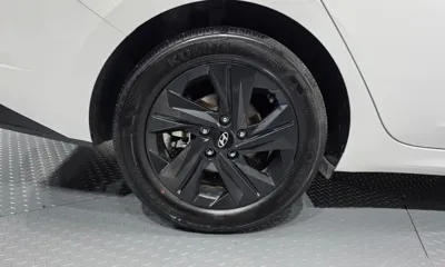 Hyundai Avante 2023, 65067 км, за 11395.45 USD