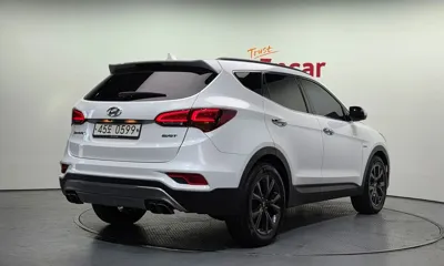 Hyundai Santafe 2017, 150779 км, за 8325.07 USD