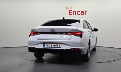 Hyundai Avante 2021, 71908 км, за 10603.7 USD