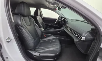 Hyundai Avante 2021, 71908 км, за 10603.7 USD - фото 10