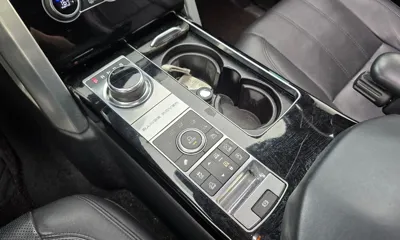 Land Rover Range Rover 2017, 117888 км, за 24104.25 USD - фото 9