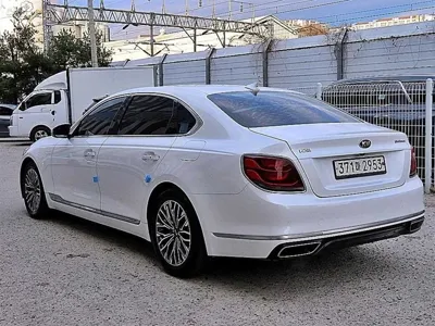 Kia K9 2019, 101171 км, за 10401.09 USD