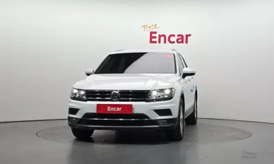 Volkswagen Tiguan 2020, 79260 км, за 14113.17 USD