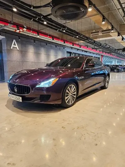 Maserati Quattroporte 2016, 120000 км, за 14535.84 USD