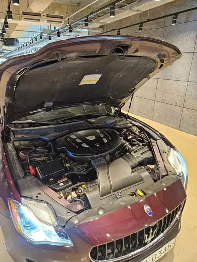 Maserati Quattroporte 2016, 120000 км, за 14535.84 USD - фото 8