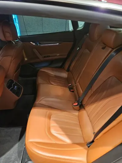 Maserati Quattroporte 2016, 120000 км, за 14535.84 USD - фото 15