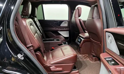 Lincoln Aviator 2020, 151020 км, за 16743.29 USD - фото 12