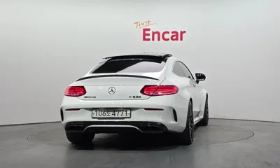 Mercedes-Benz C-Class 2018, 134052 км, за 28219.77 USD